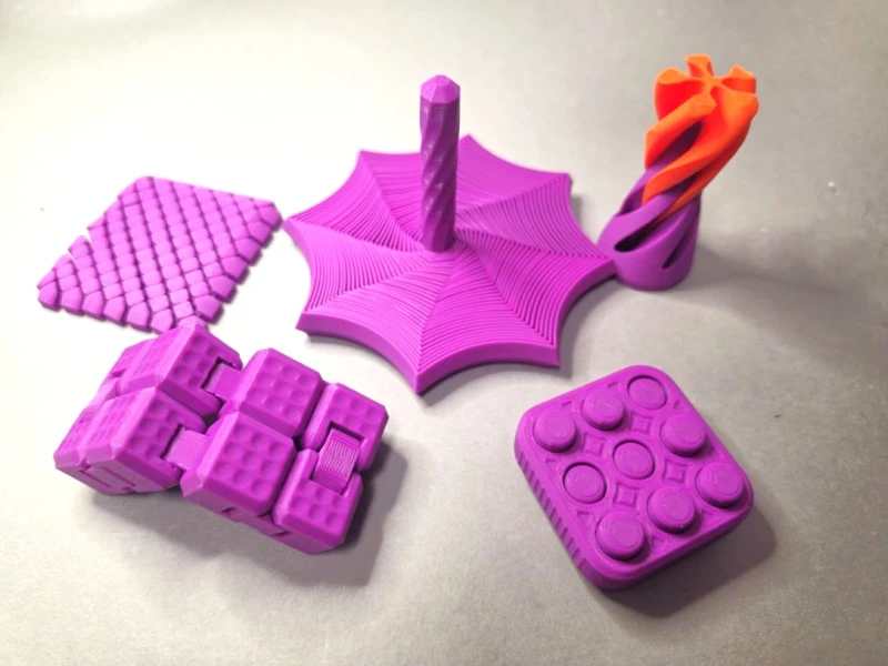 FIDGETYx5.jpg